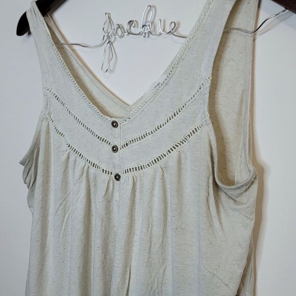 Maurices Cream Linen Blend Tank Top Size Large - Picture 2 of 9